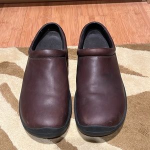 Merrell Encore Gust Smooth Bug Brown Shoe US Size 12